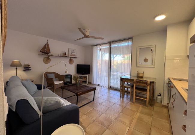  in Torroella de Montgri - Casa Elena - 2 chambres, 2 salles de bains et jardin, rez-de-chaussée