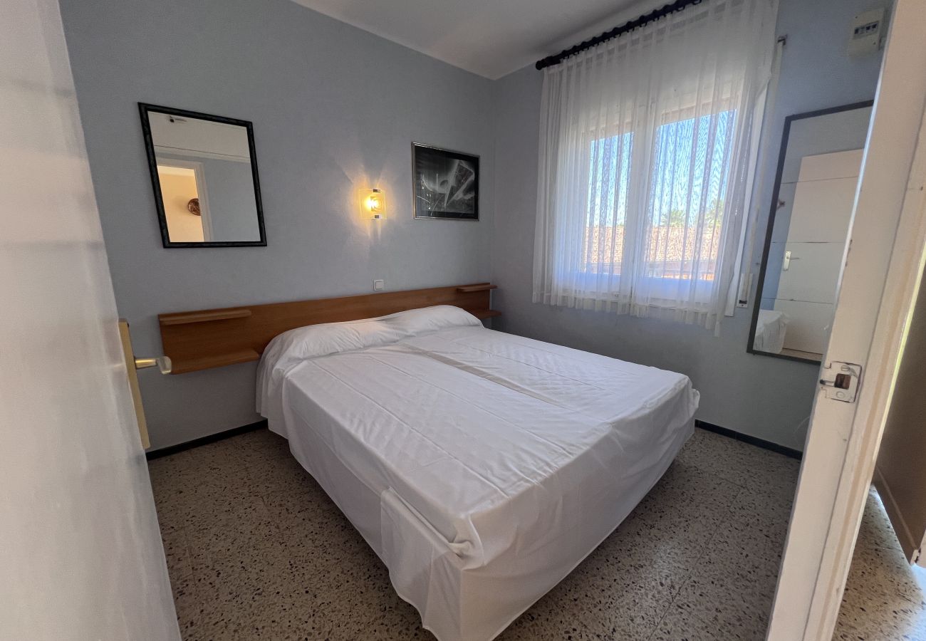 Apartment in Torroella de Montgri - Mare Nostrum 334 - Apartment with Parking and Terrace near the Beach