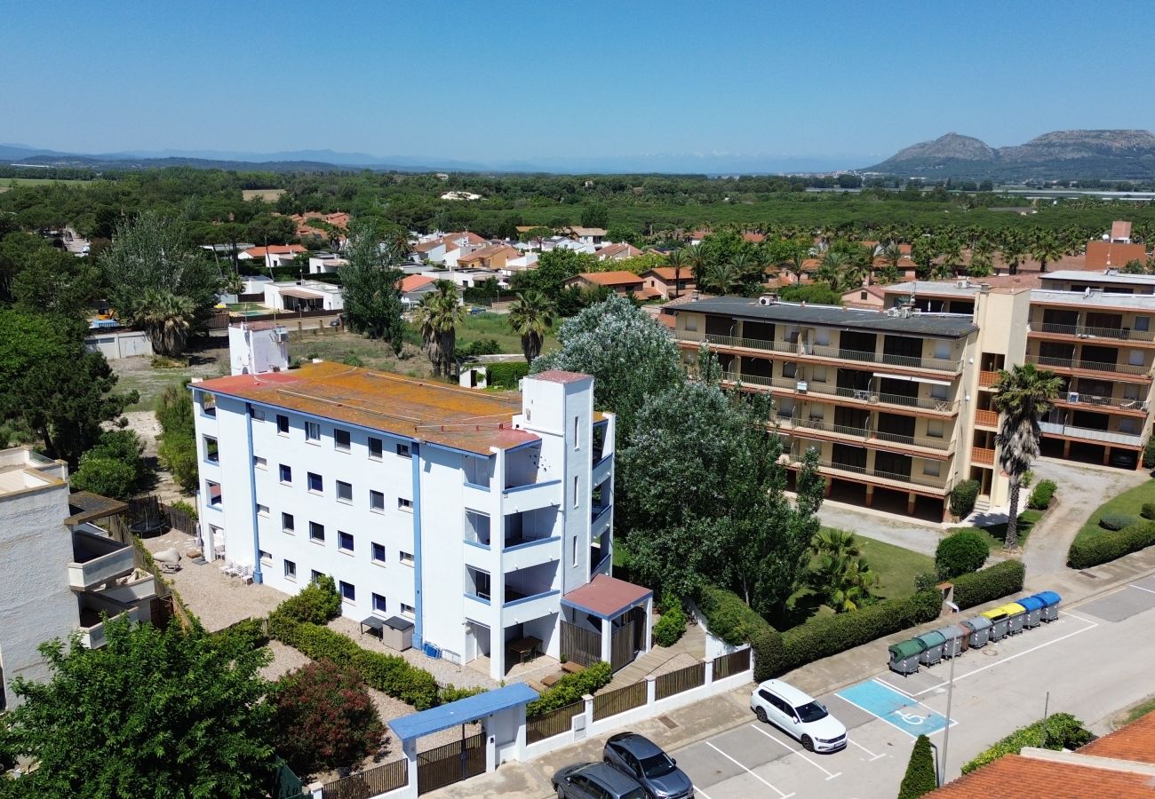 Apartment in Torroella de Montgri - 21D renovated, communal pool and tourist use license
